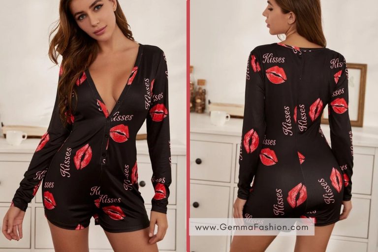 LIP & LETTER GRAPHIC BUTTON FRONT PAJAMA ONESIE