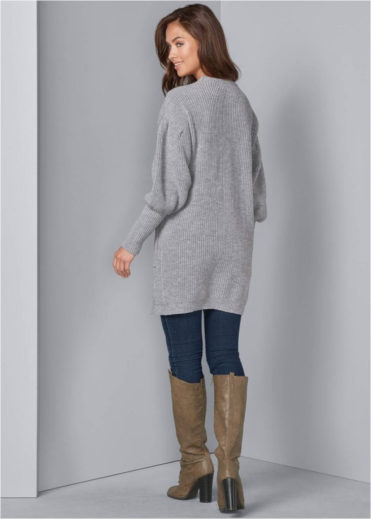 LIGHT GREY OVERSIZED CARDIGAN